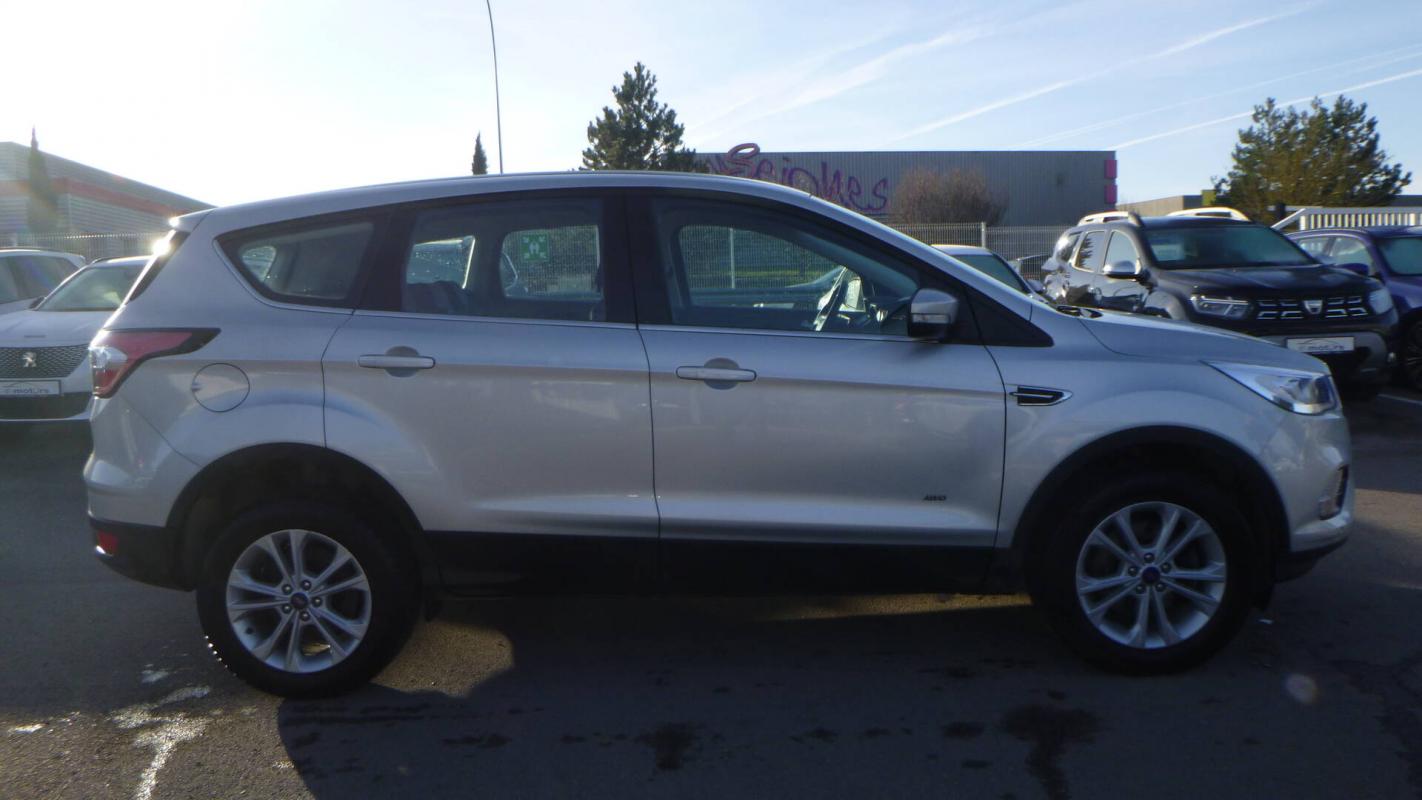 Ford Kuga - Titanium TDCi 150 S et 4x4 Powershift