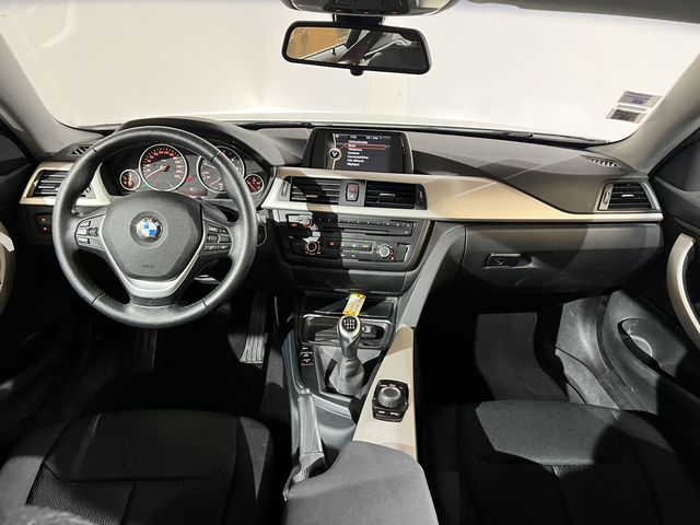 BMW Série 4 - (F32) 420D 184 CH COUPE LOUNGE